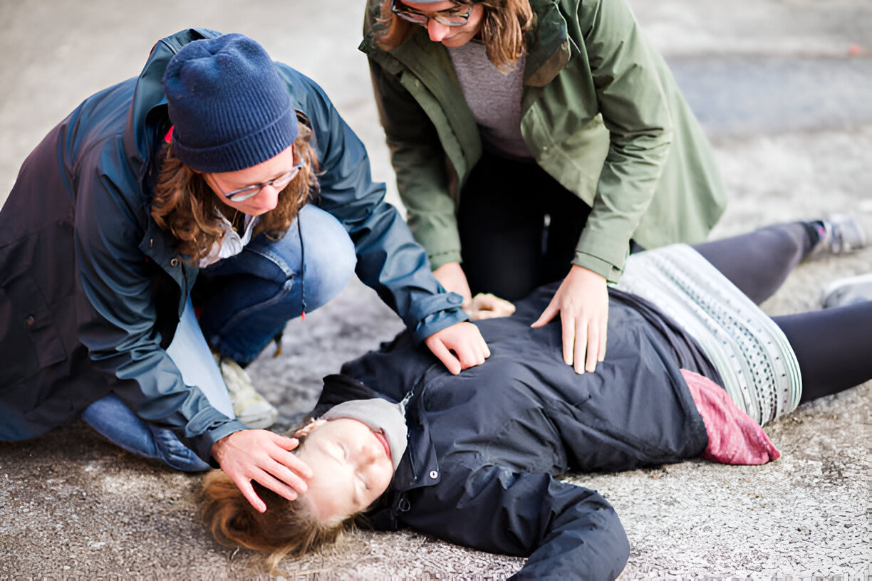 How to Stay Calm and Perform CPR in an Emergency